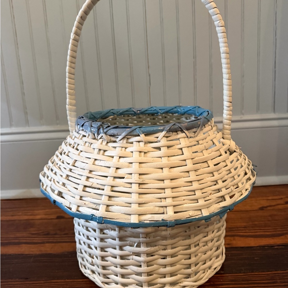 Cottagecore Grannycore Vintage Duck Goose Cottage Whicker Basket W/ Handle - Picture 2 of 8